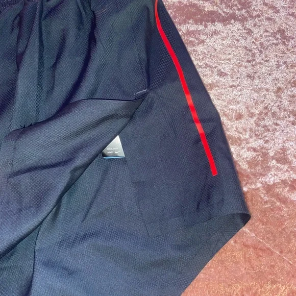 Nike Mens Shorts - Picture 3 of 8